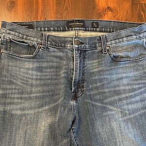 Lucky Brand Men's, 363 Straight, Relaxed Fit, size 38 x 30 Denim Jeans